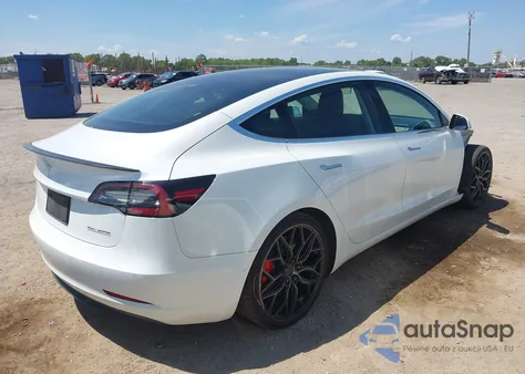 2020 Tesla Model 3 Performance Dual Motor All-Wheel Drive z USA, uszkodzony, nr VIN 5YJ3E1EC5LF714283